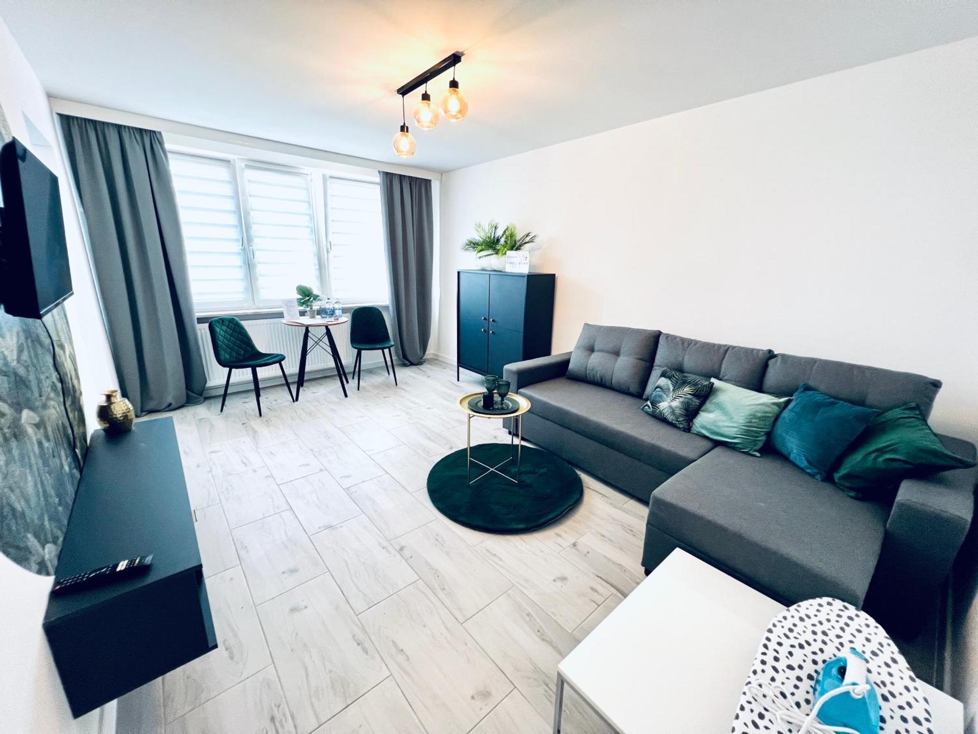 Apartament Happy Place Family & Business Targi Kielce Exteriör bild