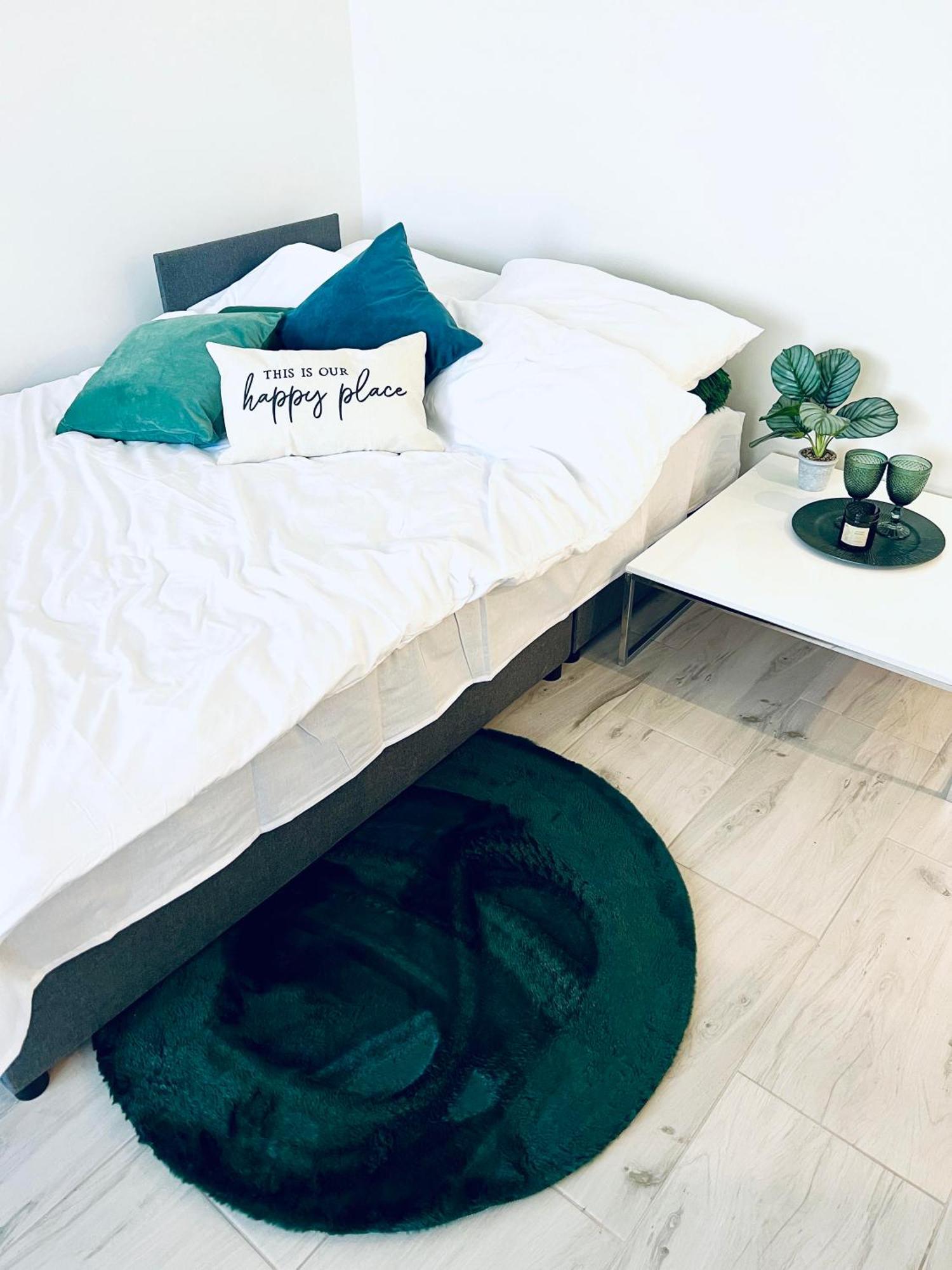 Apartament Happy Place Family & Business Targi Kielce Exteriör bild
